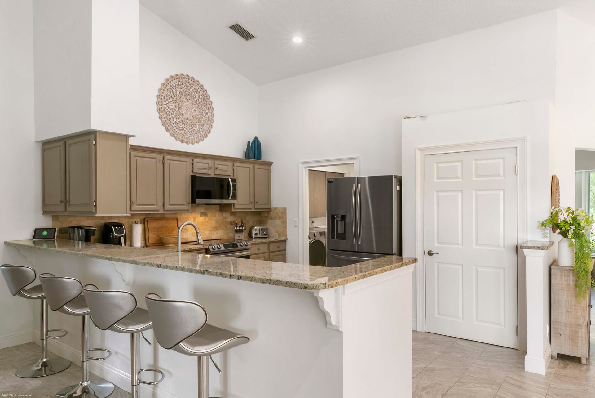Saddle Trail Park Residence photo 31
