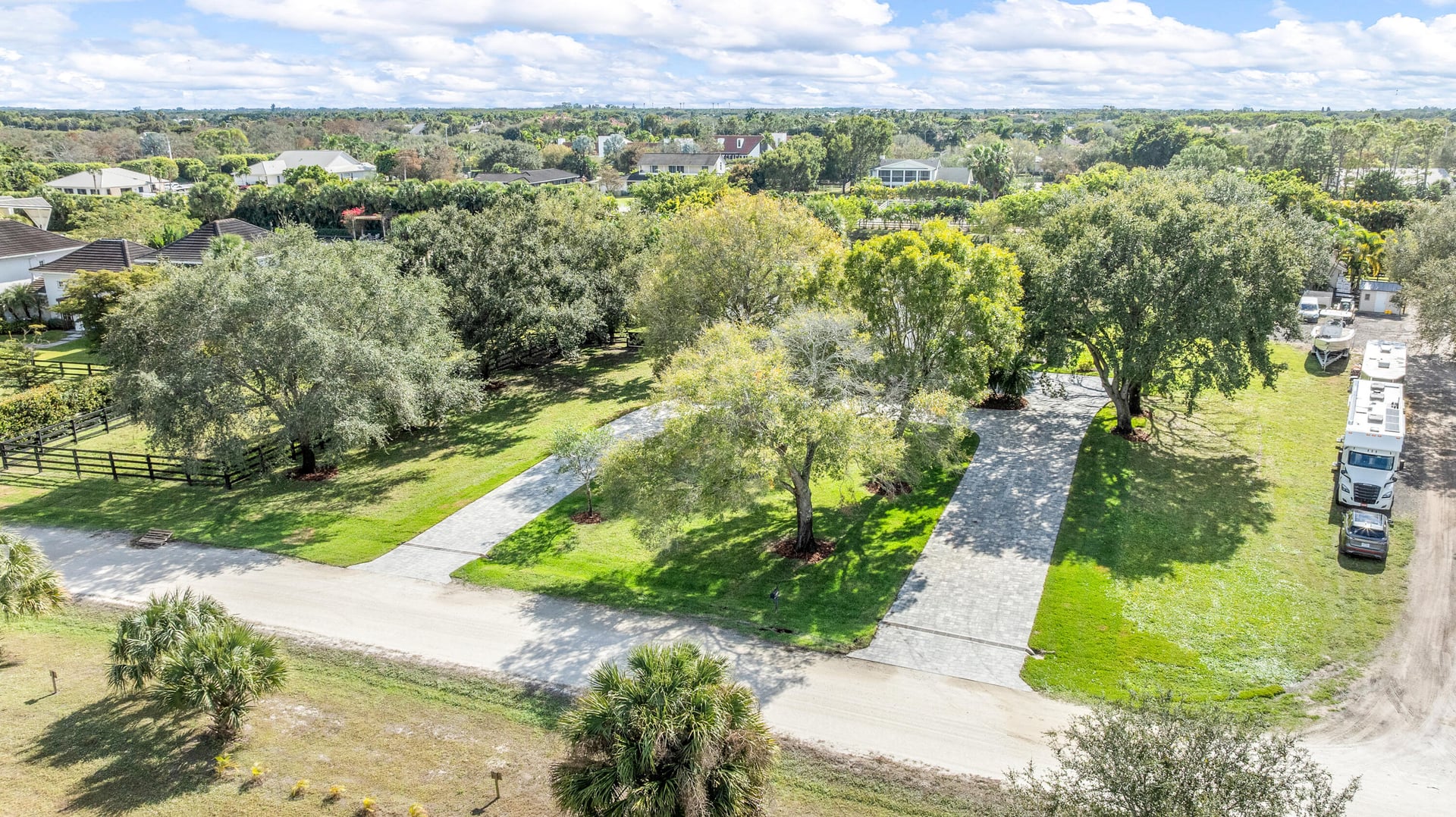 Saddle Trail Park Residence photo 64