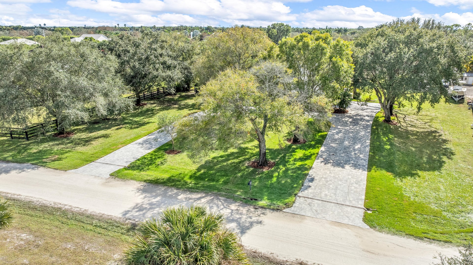 Saddle Trail Park Residence photo 67