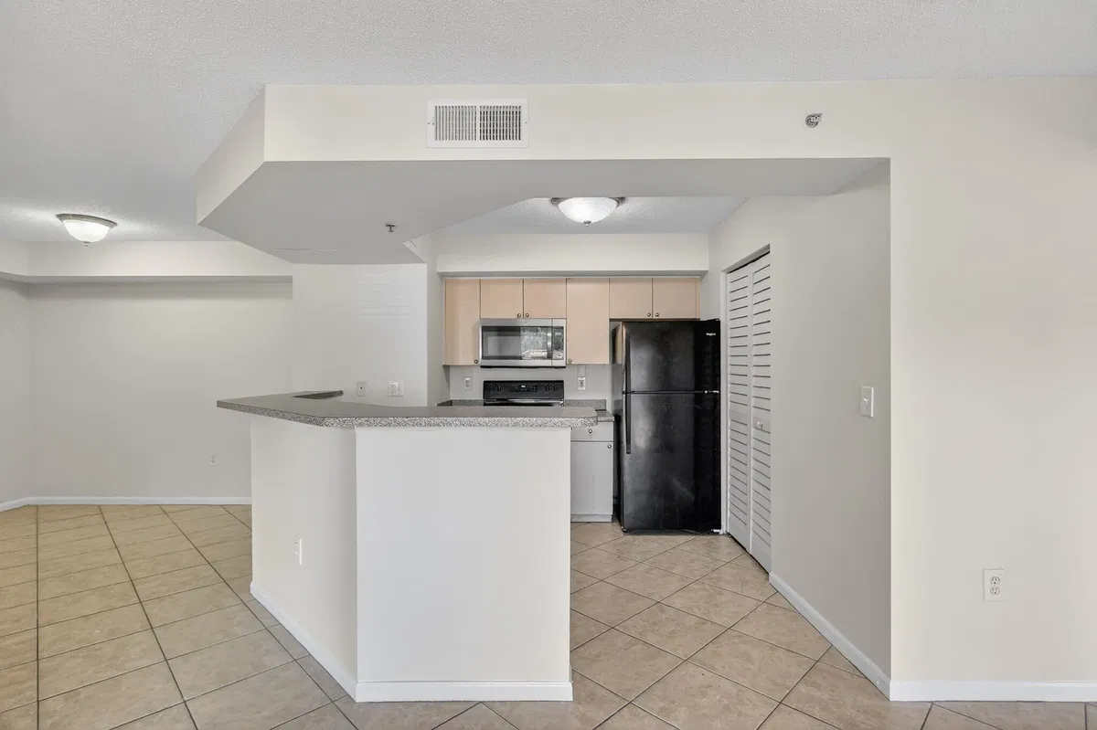 Residence photo 7