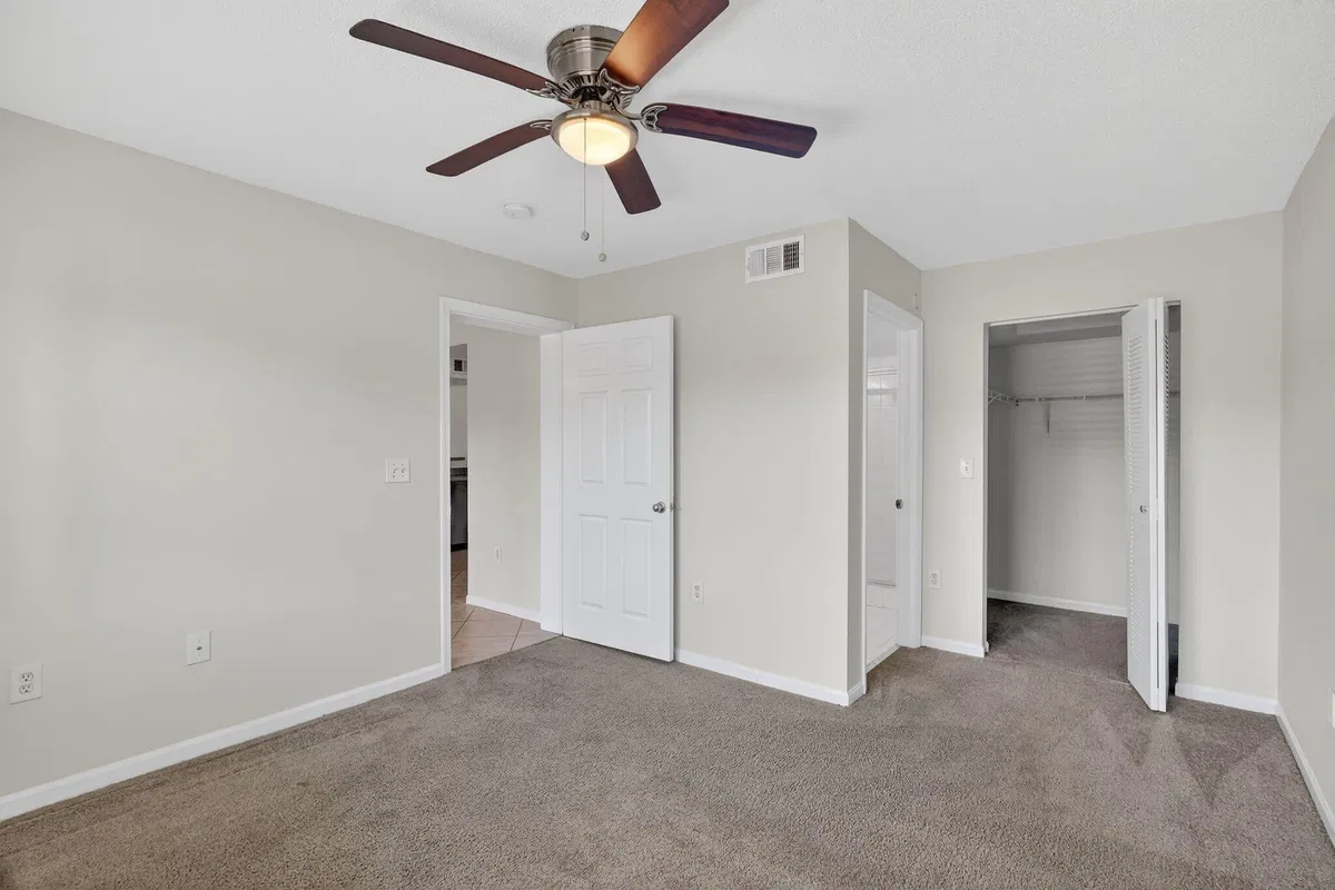 Residence photo 13