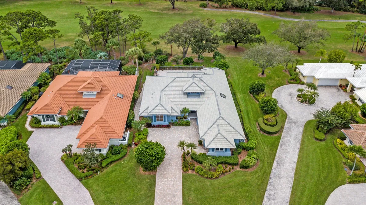Willoughby Golf Club Residence photo 4