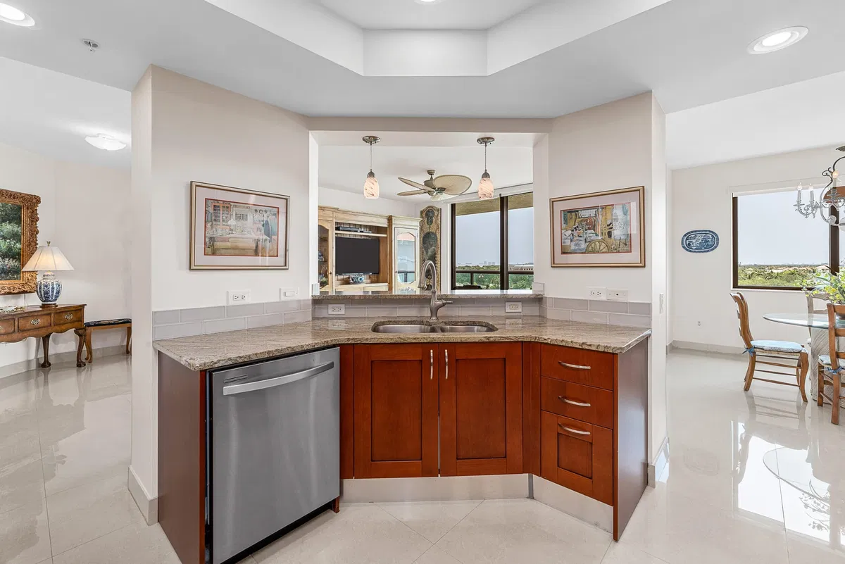 The Landmark Palm Beach Gardens Unit 602a photo 7