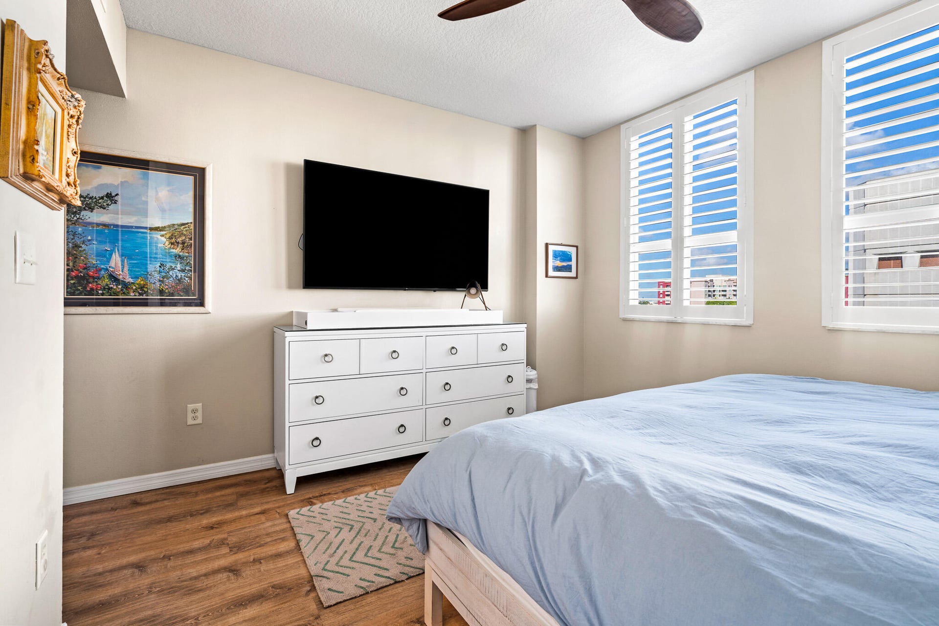 The Prado Unit 613 photo 16