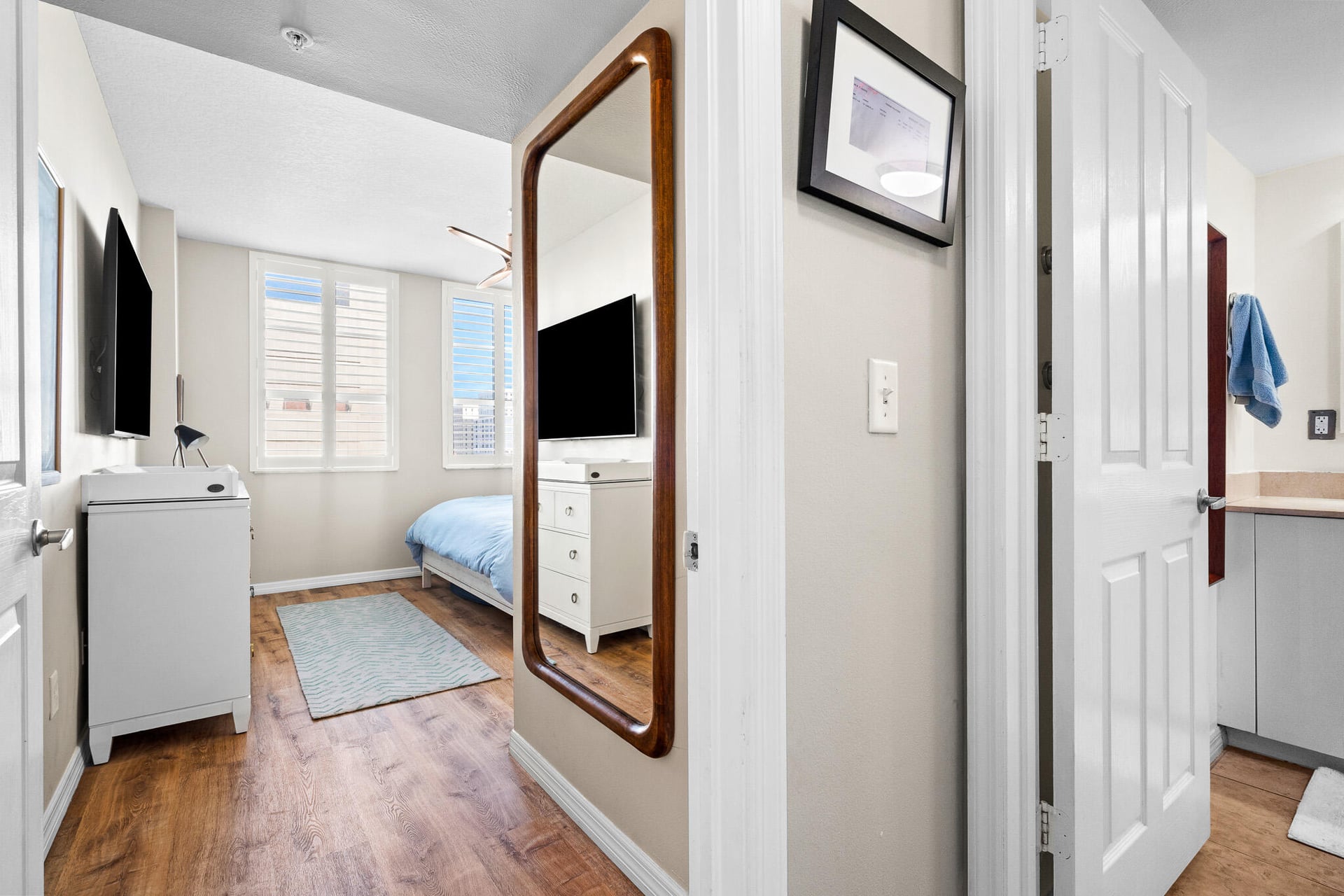 The Prado Unit 613 photo 19