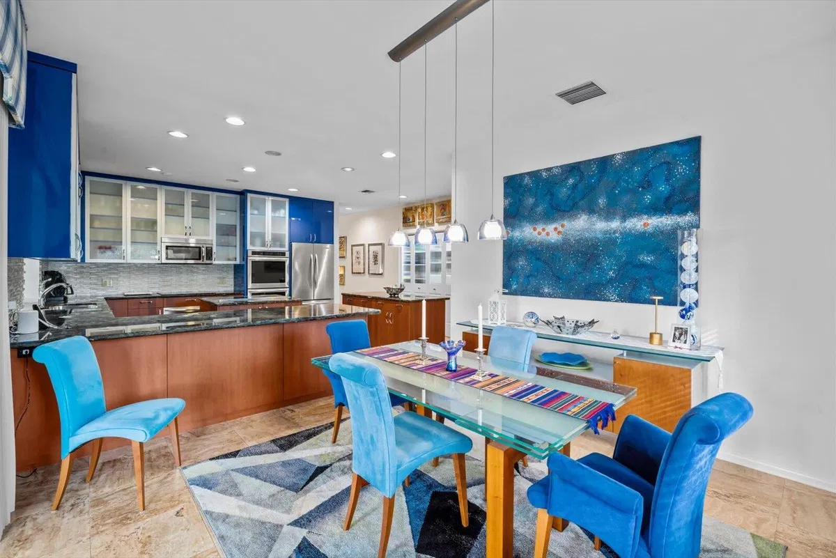 Harbour Ridge Residence photo 25