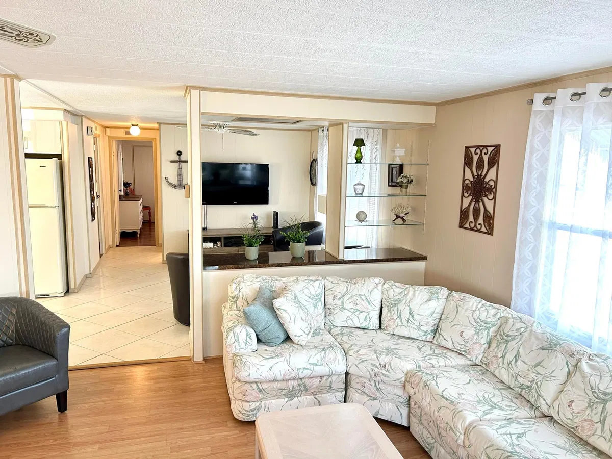  Residence photo 31