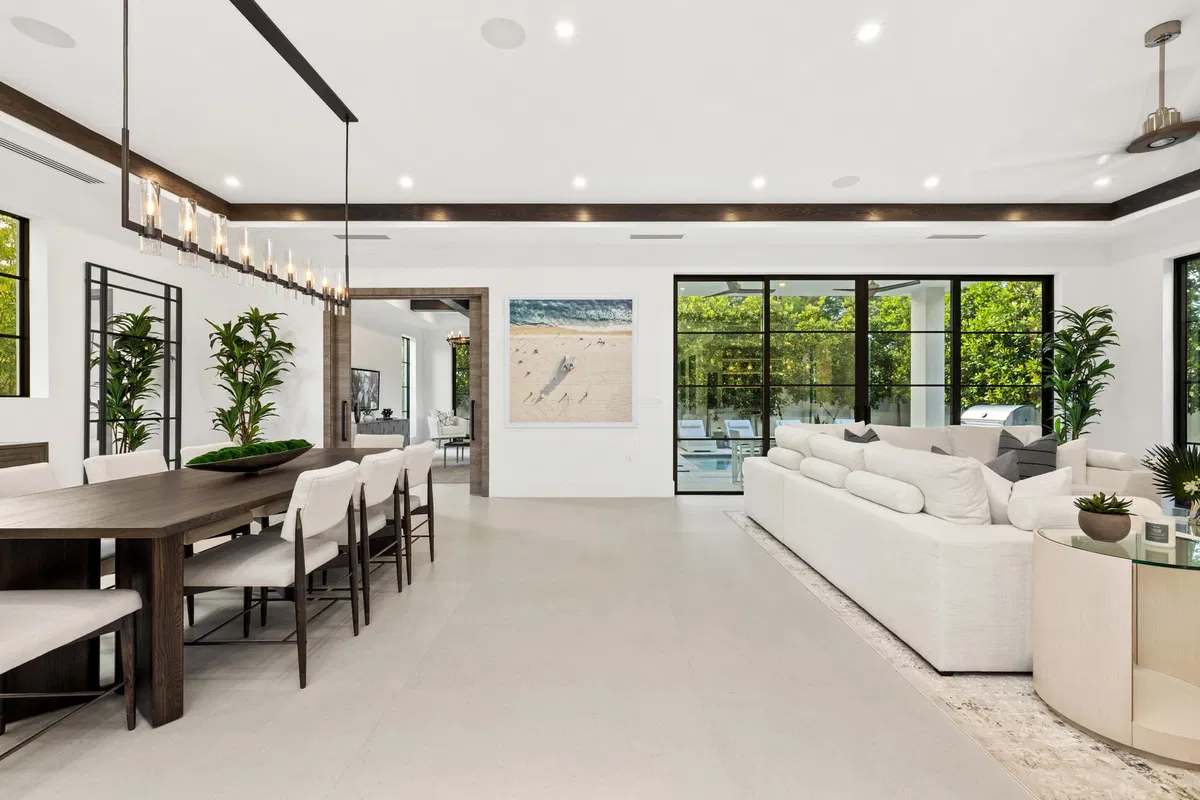 Palm Trail Delray Beach Residence photo 13