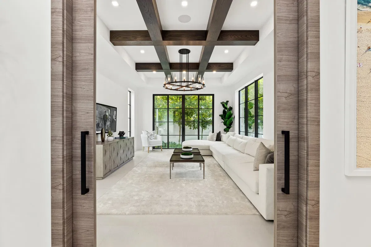 Palm Trail Delray Beach Residence photo 22