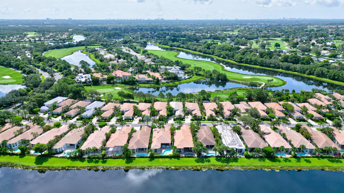 Mirasol Country Club Residence photo 10