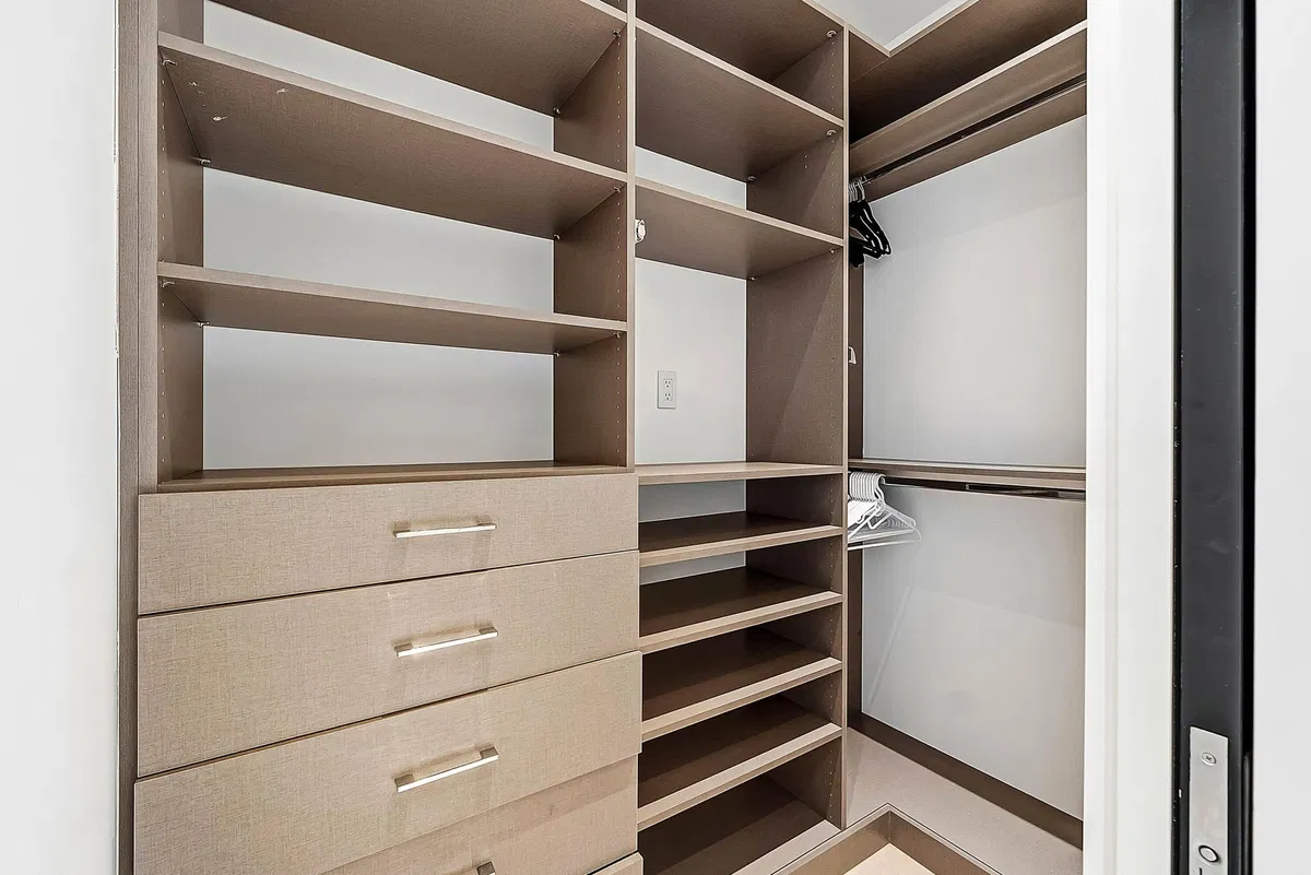Royal Park Residence photo 25