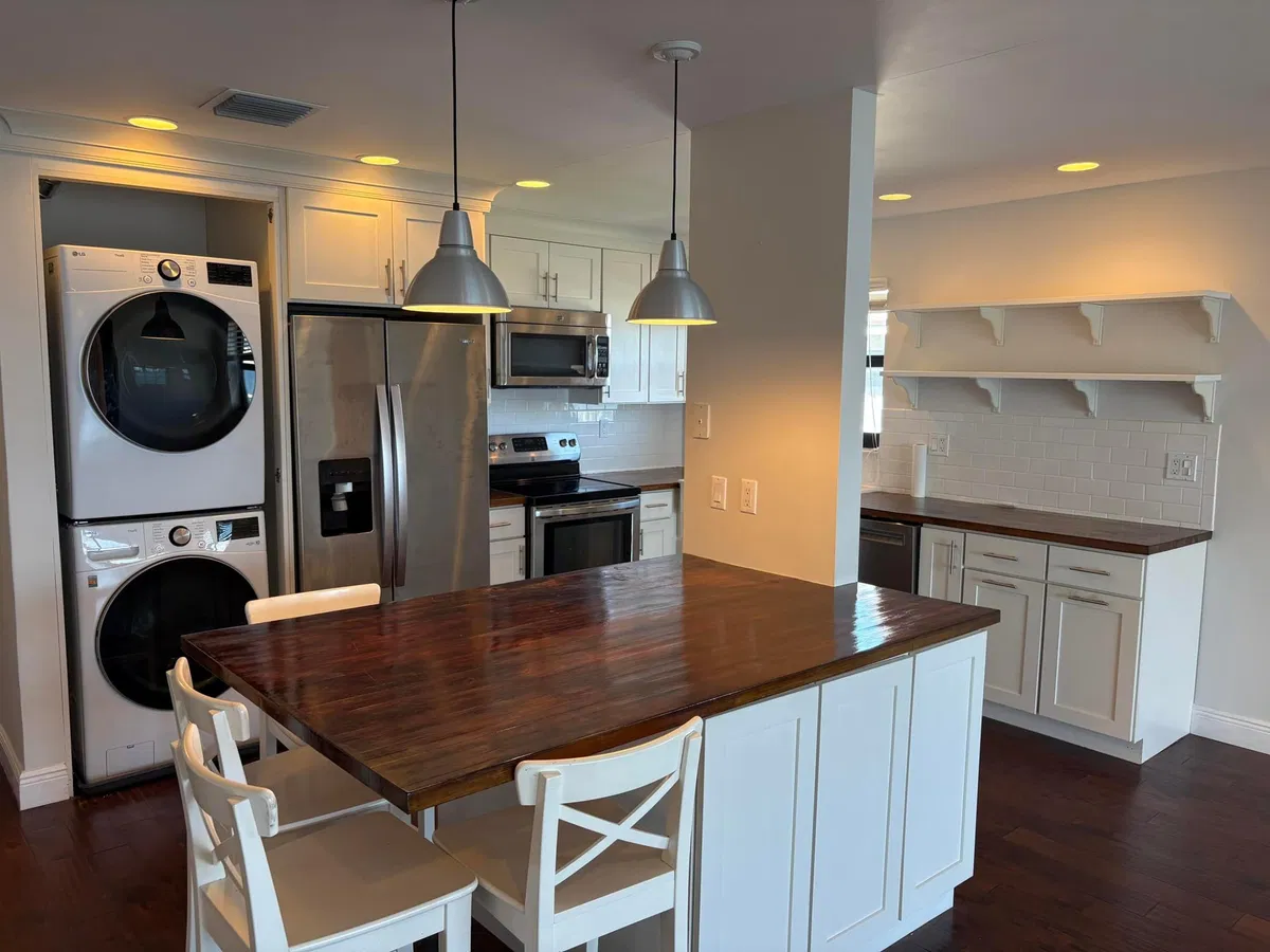 Unit 5 photo 7