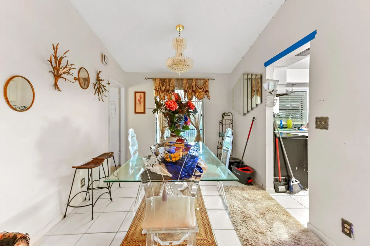 West Palm Beach Residence photo 7