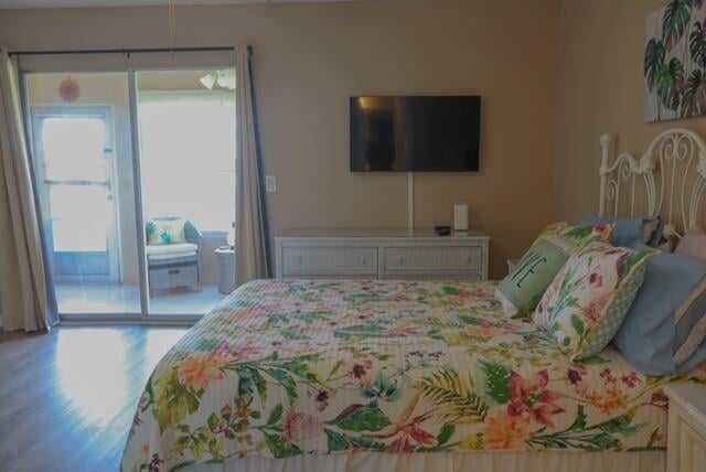 Unit 1011 photo 13