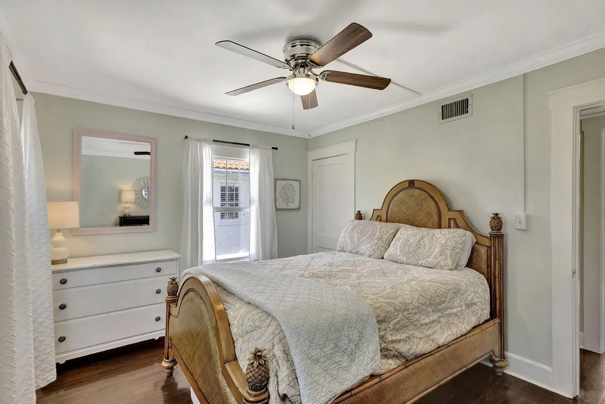 Old Northwood Residence photo 19
