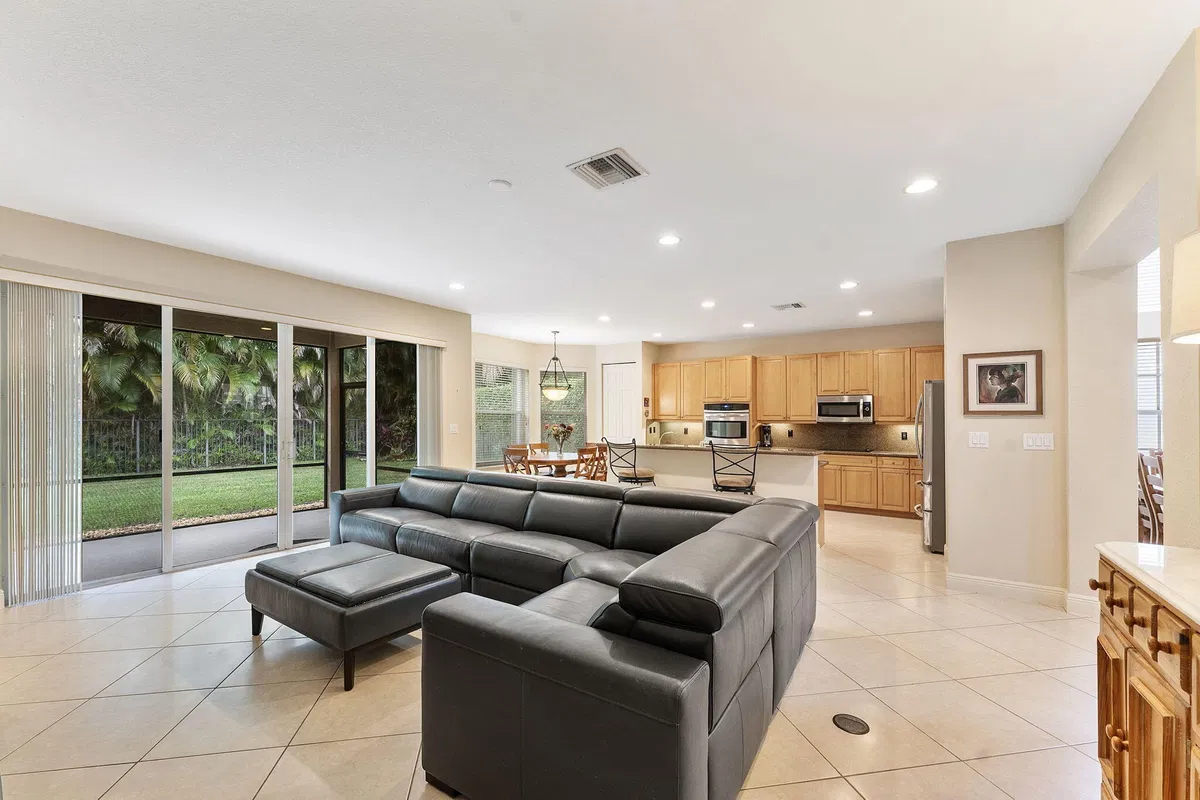 Saturnia Boca Raton Residence photo 10