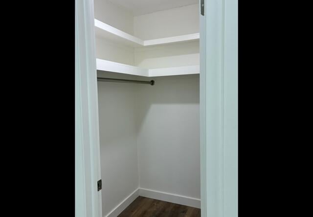 Unit B photo 25