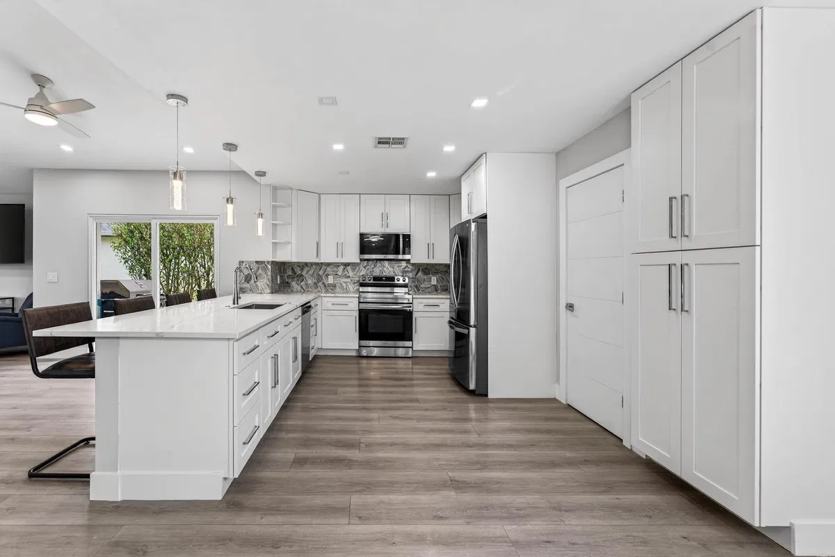 Eastpointe Country Club Residence photo 4