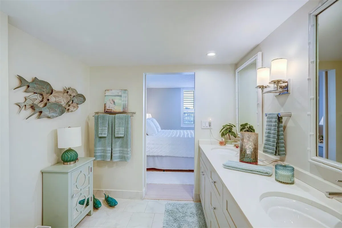 Singer Island Unit B2a photo 13