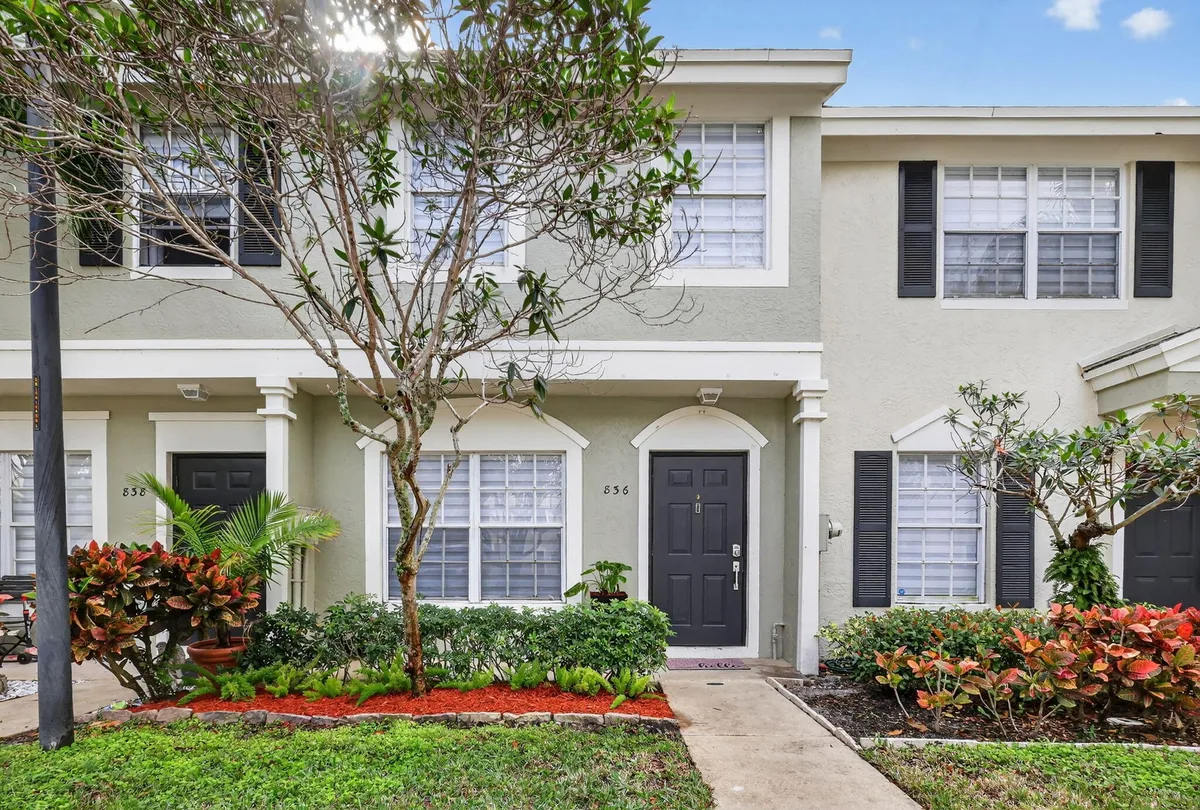 Palm Trail Delray Beach Residence