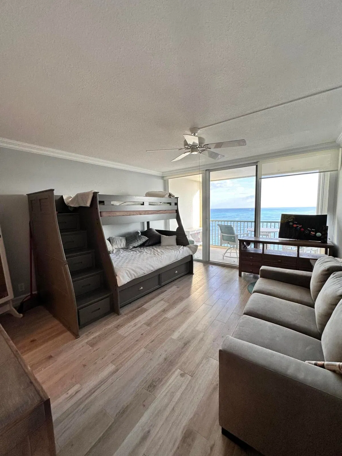 Singer Island Unit 7b photo 31