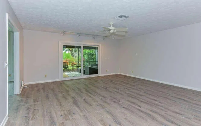 Residence photo 13