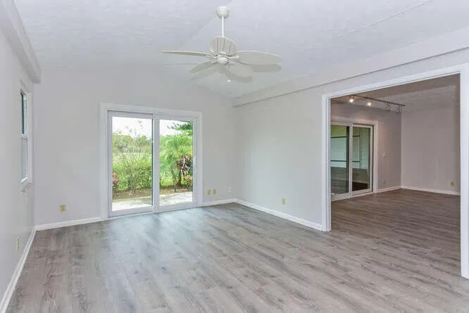 Residence photo 19