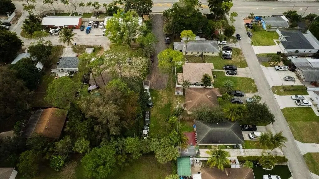 Residence photo 4