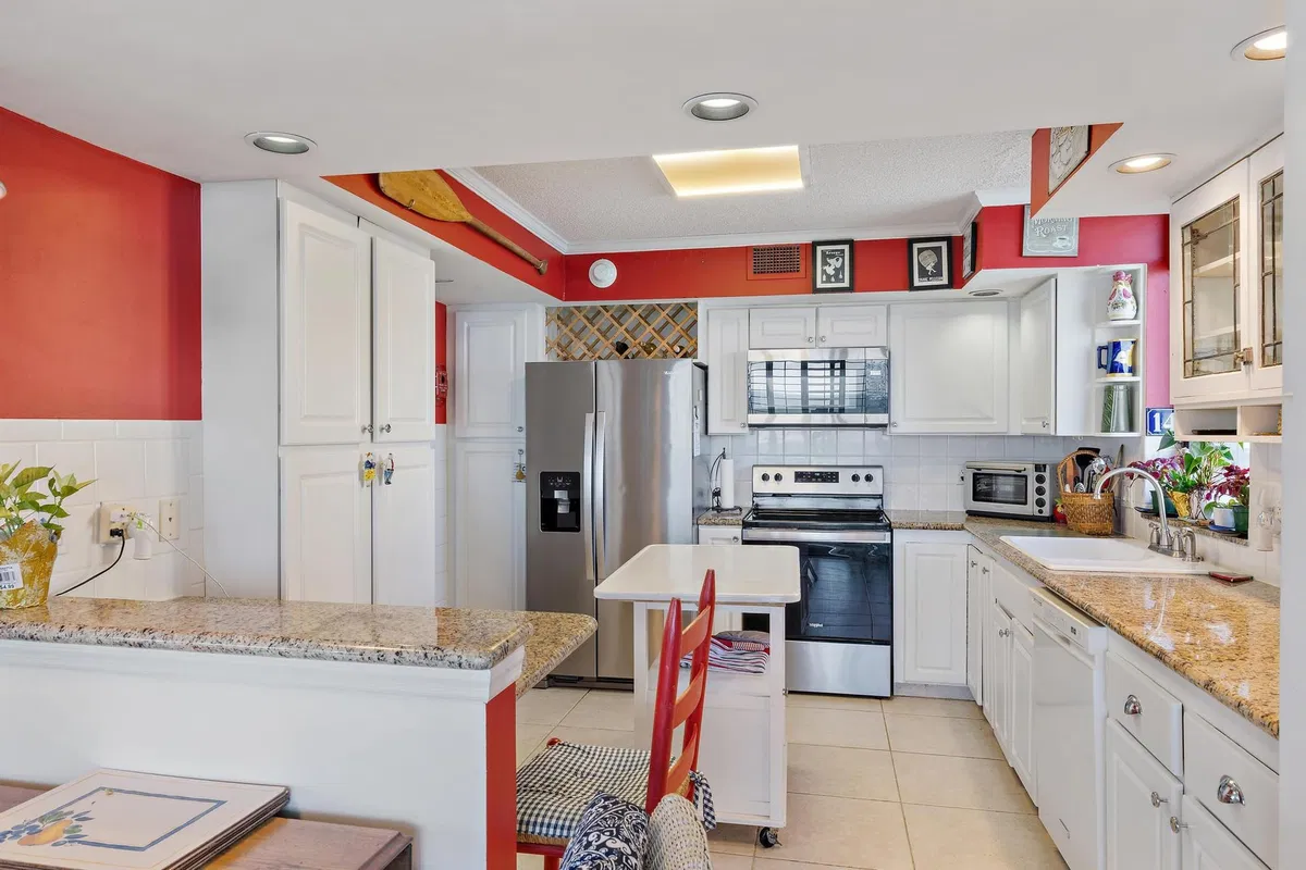 Eastpointe Singer Island Unit 6d photo 10