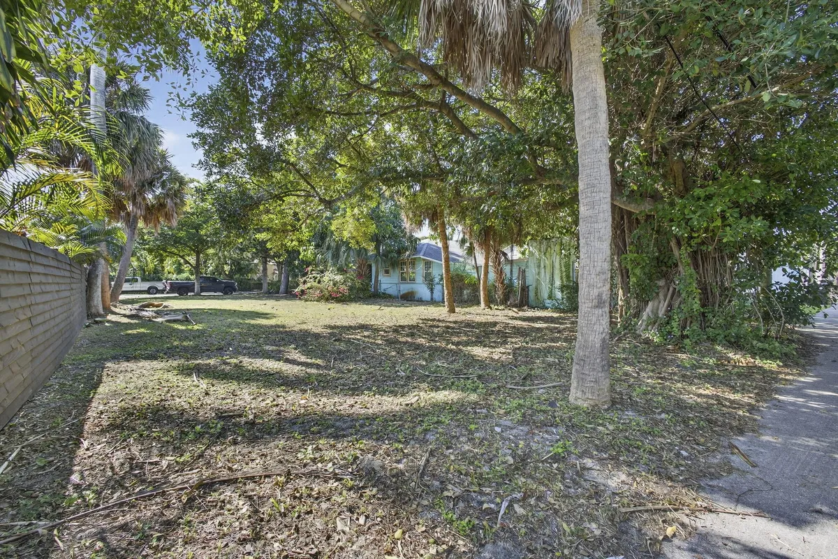 Old Northwood Residence photo 10