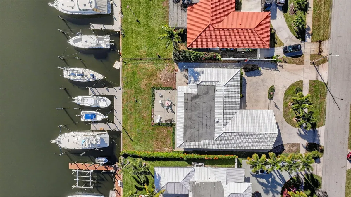 Village of North Palm Beach Residence