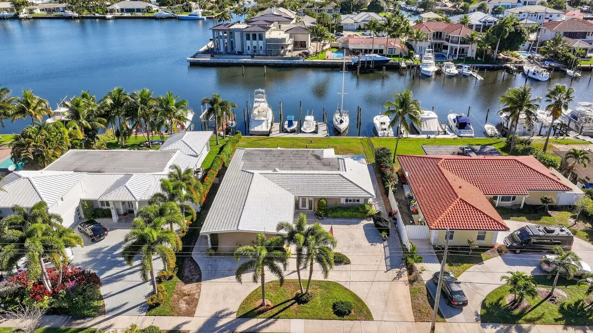 Village of North Palm Beach Residence photo 13
