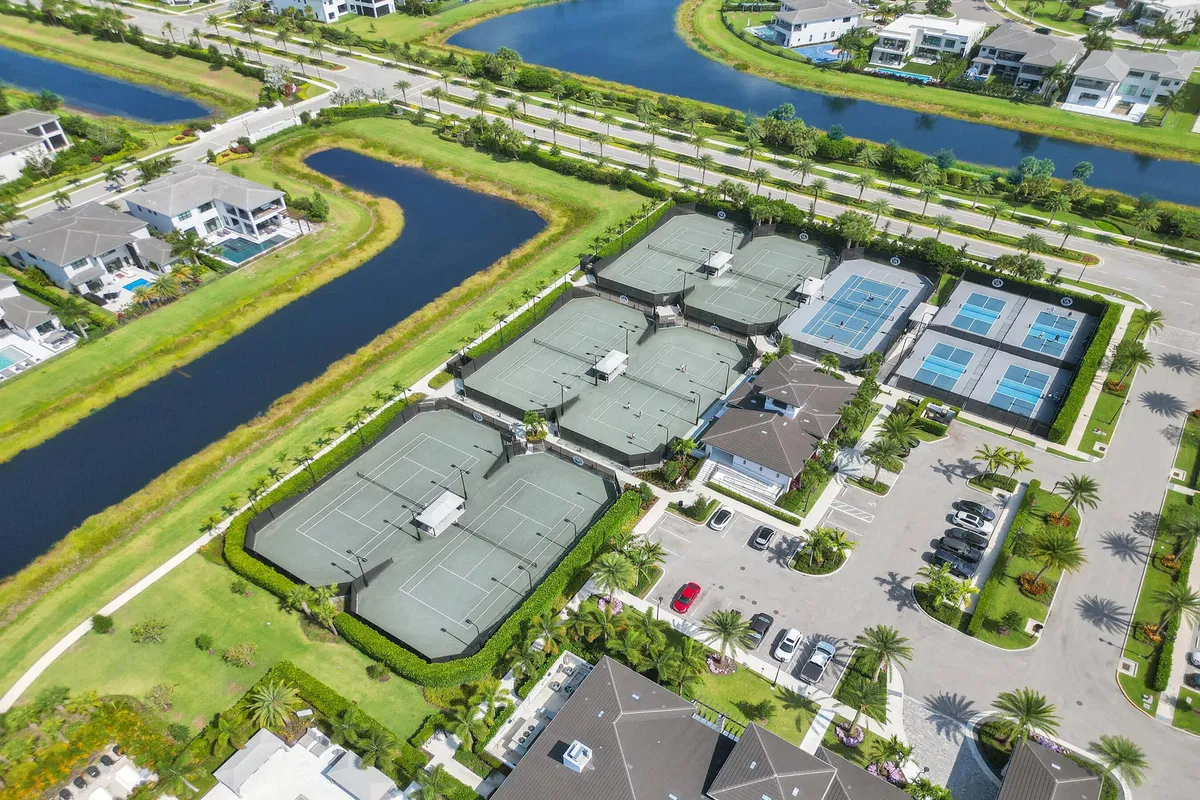 Boca Bridges Residence photo 85