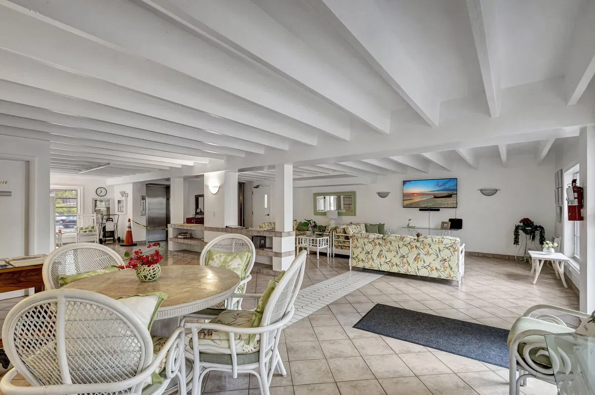 4001 S Ocean South Palm Beach Unit 315 photo 16