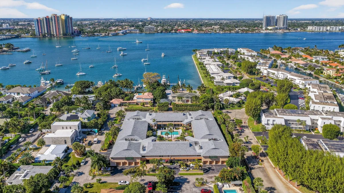 Singer Island Unit 201