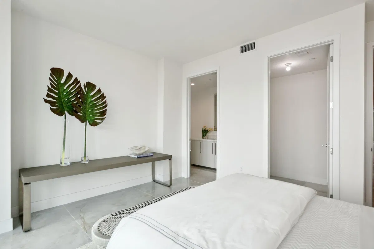 Royal Palm Residences Boca Raton Unit 605 photo 37