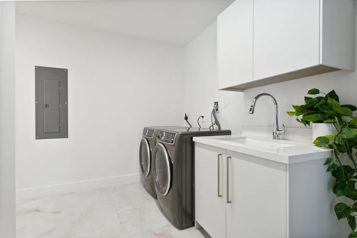 Royal Palm Residences Boca Raton Unit 605 photo 40