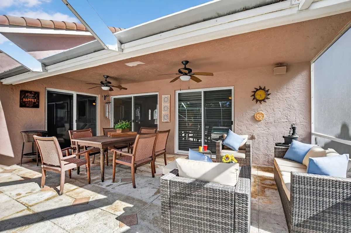 Boca Isles Residence photo 40