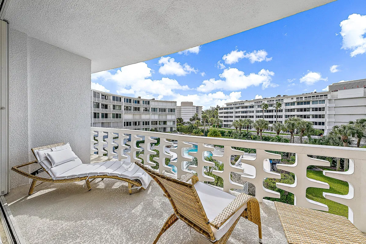 2760 S Ocean Palm Beach Unit 310 photo 16