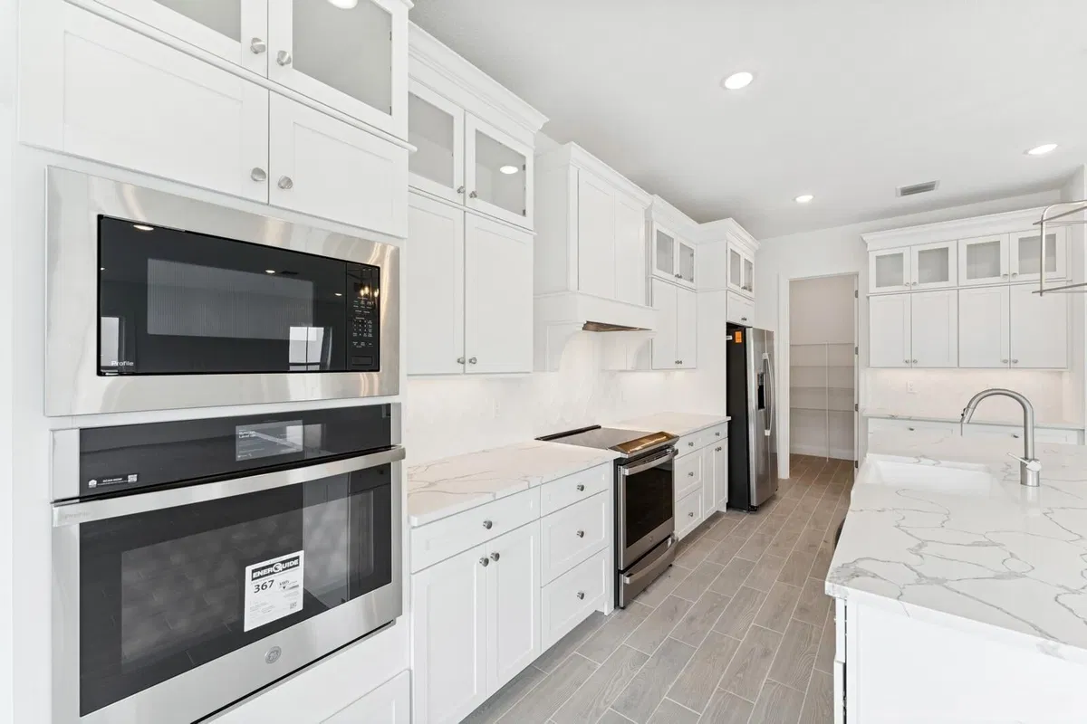 Unit 29 photo 16