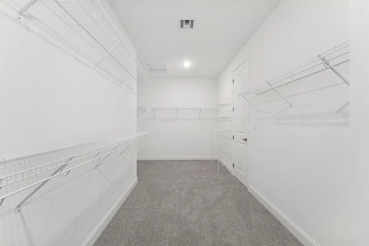 Unit 29 photo 40