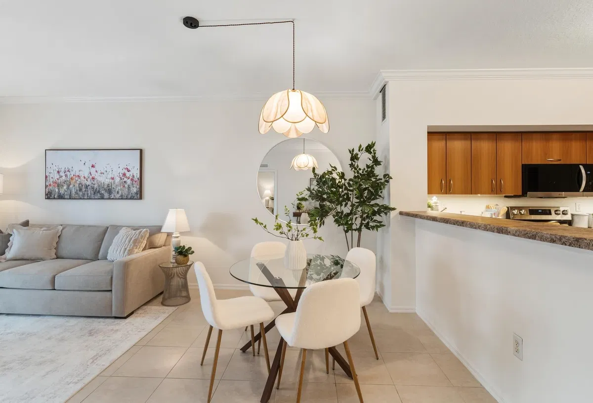 Pineapple Grove Village Condominiums Unit 2506 photo 10