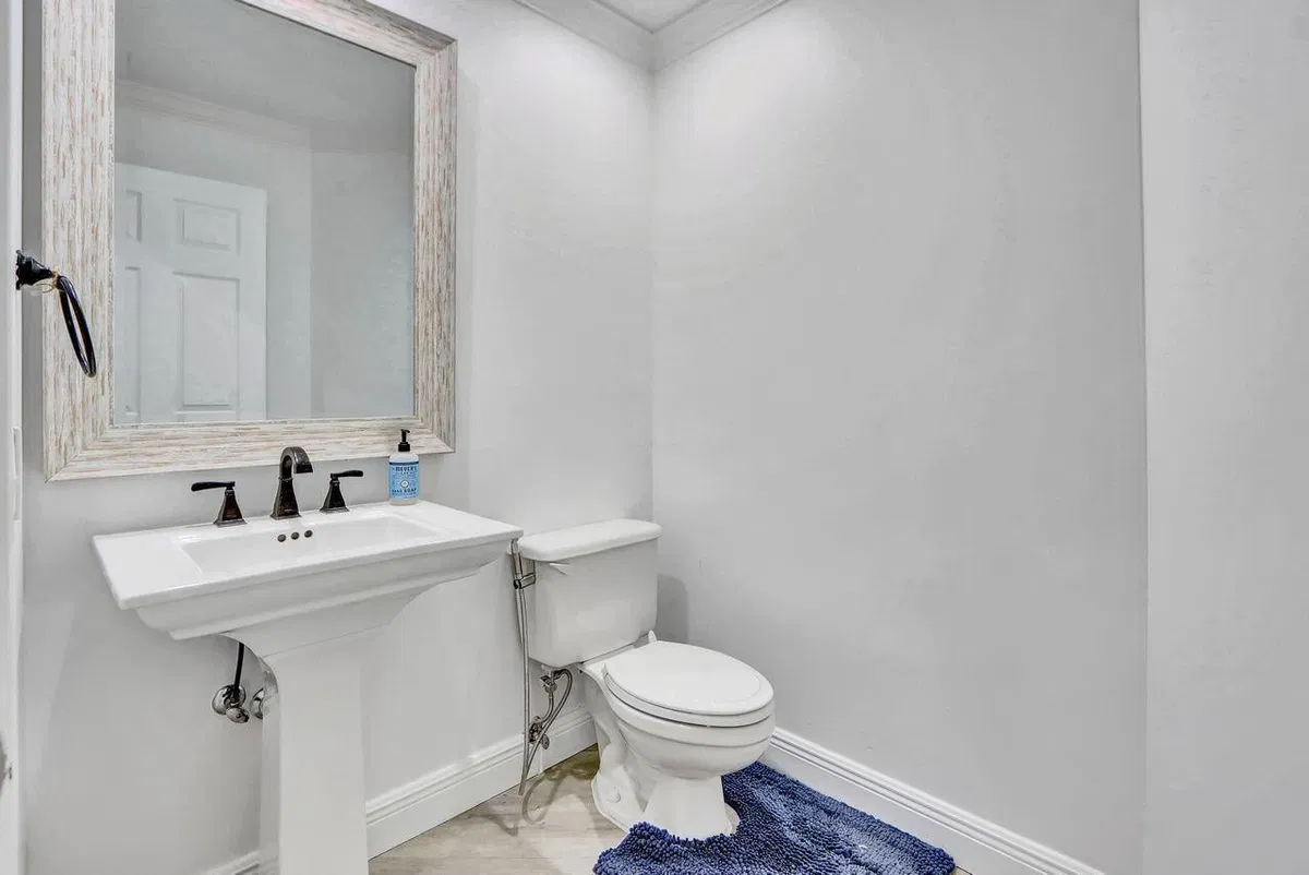 Woodfield Country Club Residence photo 10