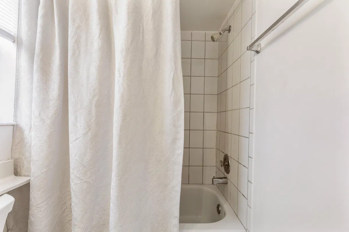 Unit 101 photo 28