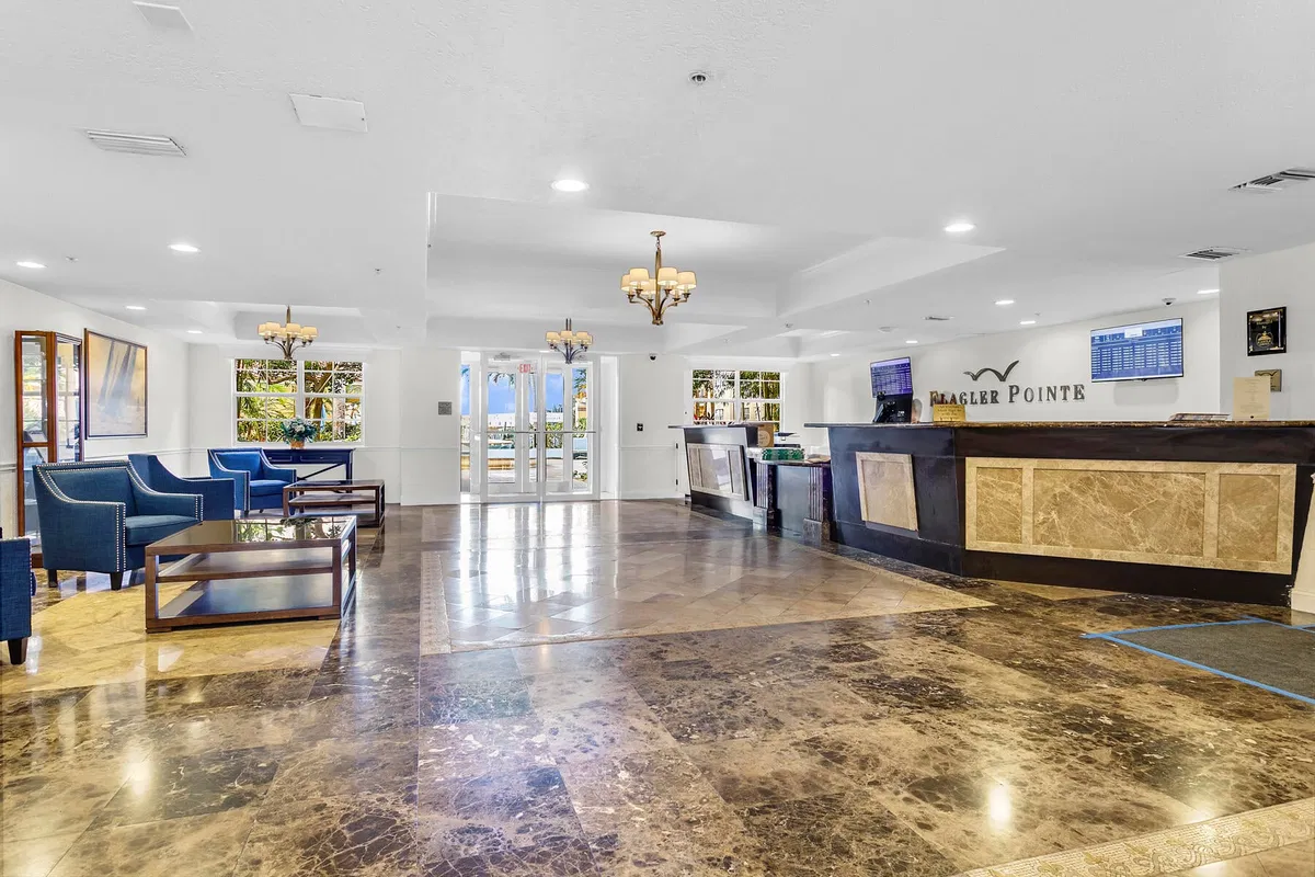 Flagler Pointe Unit 401 photo 25