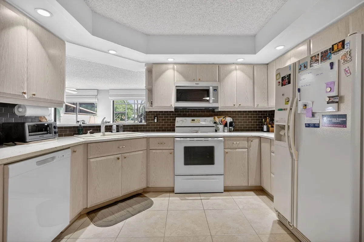 PGA National Palm Beach Gardens Residence photo 13