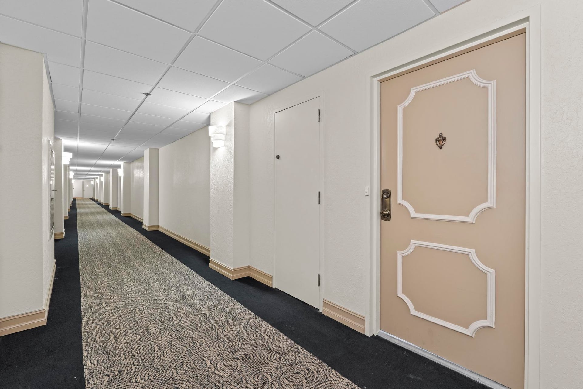 Aquarius Condominium Unit 306 photo 4