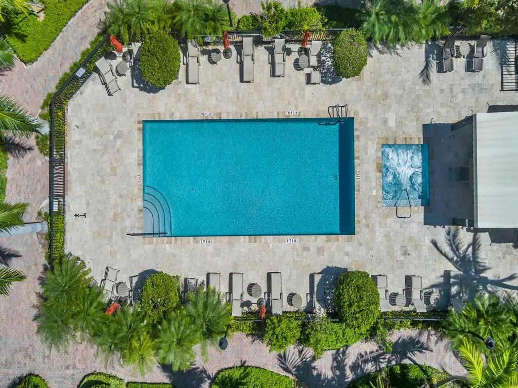 Villas on Antique Row Residence photo 28