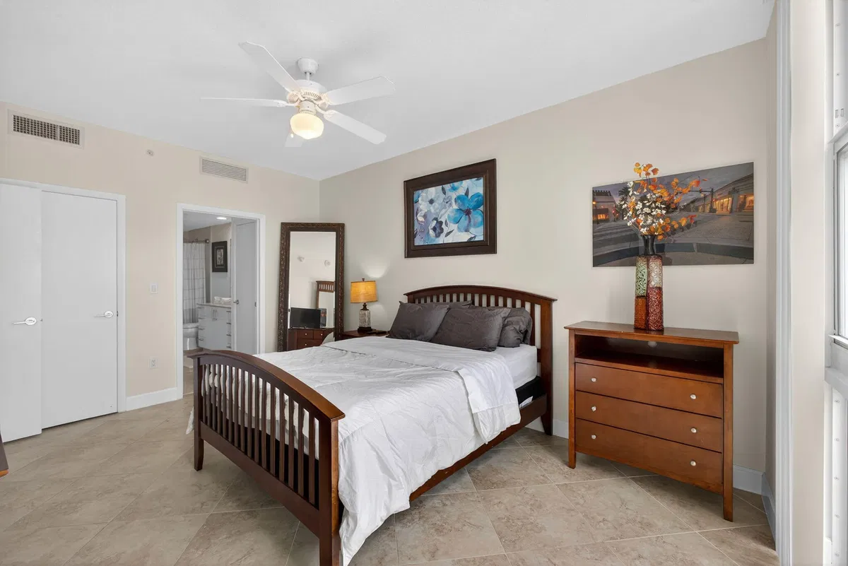 CityPlace South Tower Unit 1618 photo 19