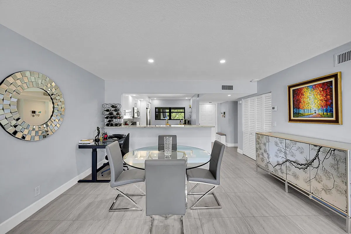 Eastpointe Country Club Unit 201 photo 10